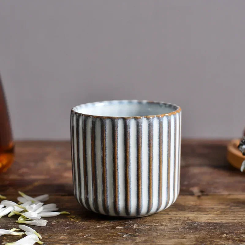 Japanese Retro Ceramic Tea Cup | 180ml | Porcelain Teacup & Sake Cup