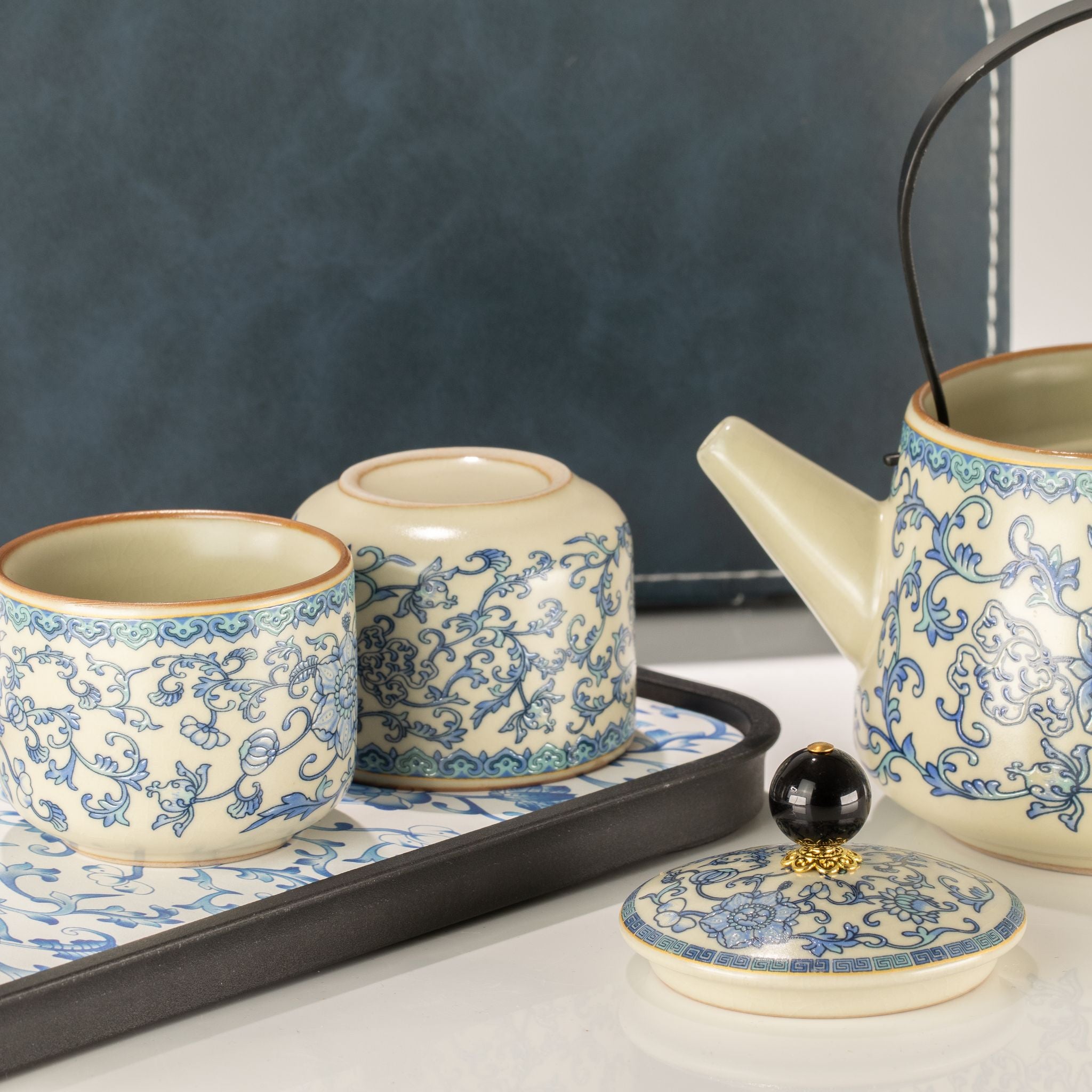 Ru Blue Travel Teapot Set with Two Cups