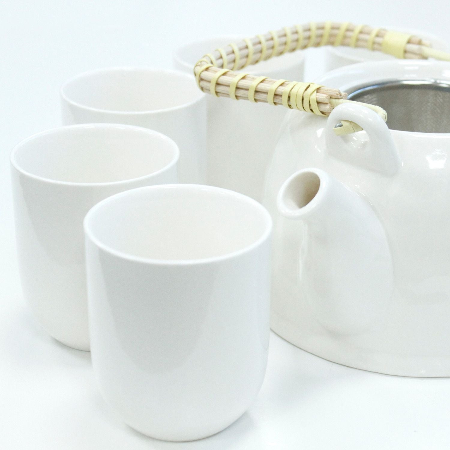 The Classic White Ceramic Teapot Set | 650ml & Six Cups