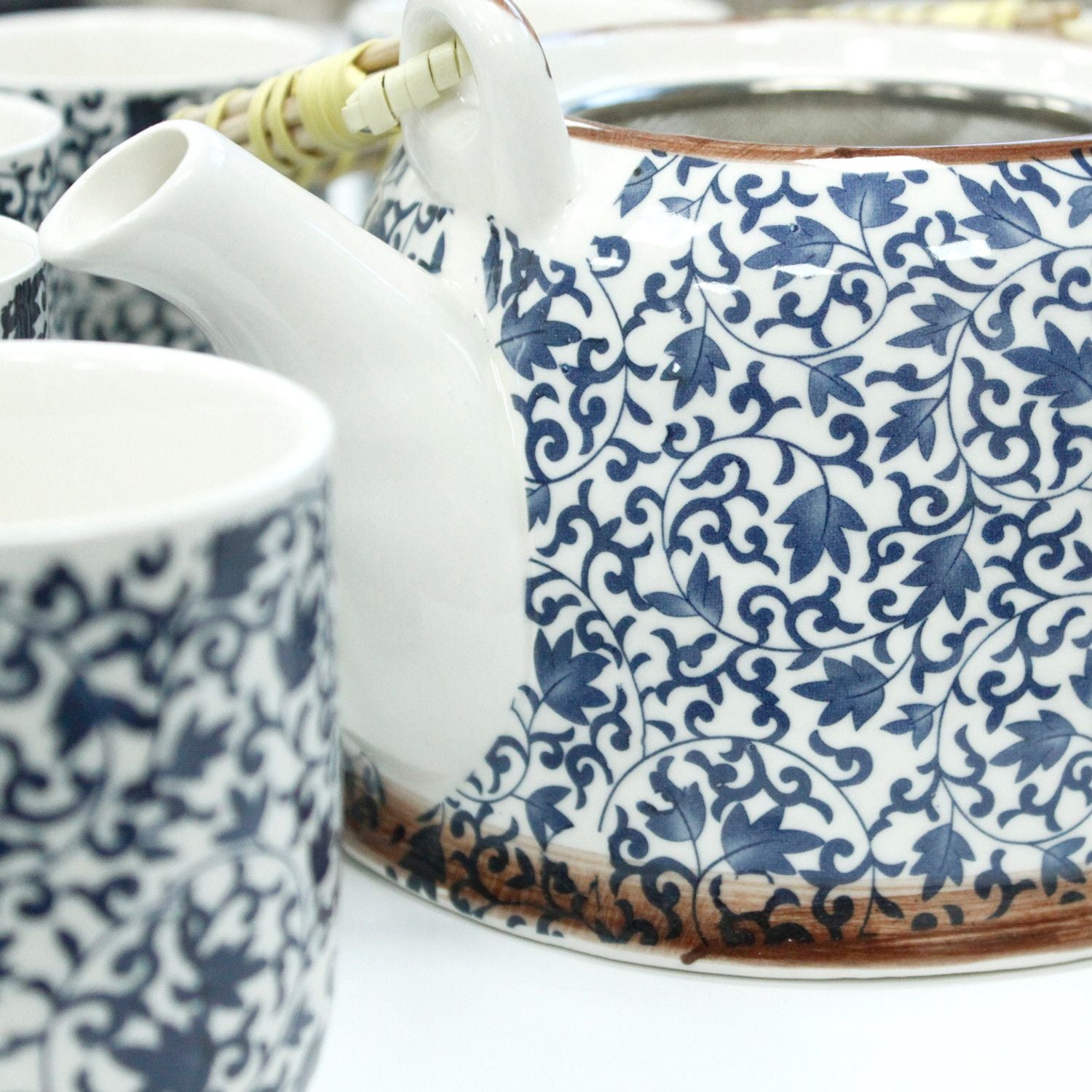 The Blue Pattern Ceramic Teapot Set | 650ml & Six Cups