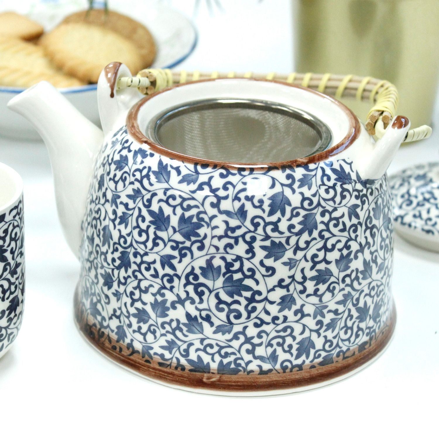 The Blue Pattern Ceramic Teapot Set | 650ml & Six Cups